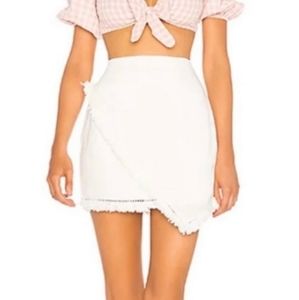 Superdown White Savannah Frayed Skirt